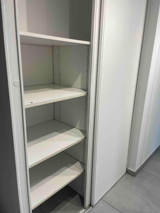 Charmant T3 Moderne Avec Garage Villeurbanne Exterior foto